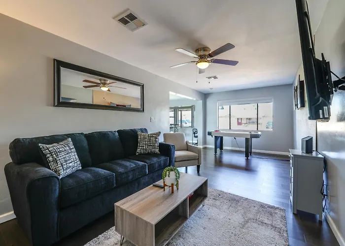 Desert Retreat W/ Pool Near Dtwn & Asu Tempe