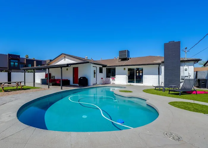 Desert Retreat W/ Pool Near Dtwn & Asu Holiday home Tempe